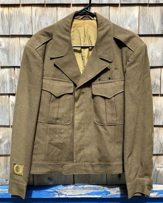 Vintage Us Army Wwii Ike Jacket Dated 1944 Size 42r Green Wool Patch Sleeve