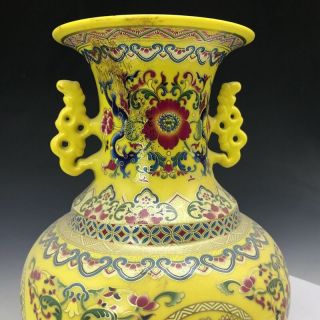 Exquisite Old China painting Fine pattern&flower ceramics vase Qianlong mark 5