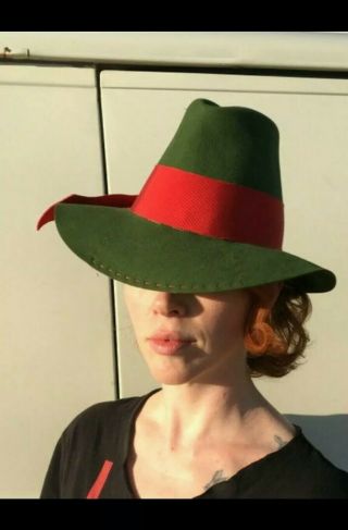 Vintage 1940s Womens Stetson Tilt Hat Avant Garde Olive Green & Red Pointy Rare