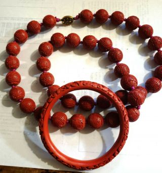 RARE ANTIQUE VINTAGE CHINESE CARVED RED CINNABAR BEAD NECKLACE AND BANGLE SET 12