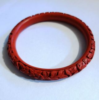 RARE ANTIQUE VINTAGE CHINESE CARVED RED CINNABAR BEAD NECKLACE AND BANGLE SET 7