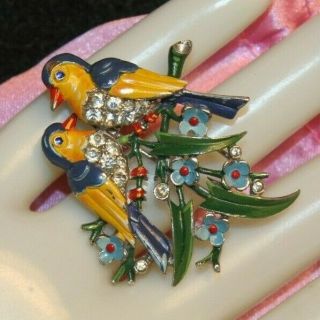 Stunning And Rare Crown Trifari Signed Enamel Bird/paradise Fur Clip Pin So Cute