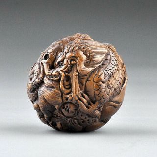 19th Japanese Handmade Boxwood Wood Netsuke " 12 Zodiac Ball " Figurine Carving