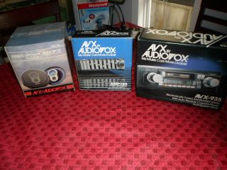 Vintage NOS 1986 Audiovox Car Stereo AVX - 935 With Complete Matched System RARE 2