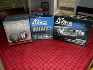 Vintage NOS 1986 Audiovox Car Stereo AVX - 935 With Complete Matched System RARE 9