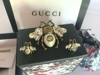 Authentic Gucci Set Antique Gold Bee Brooch\pin And Earrings With White Pearl