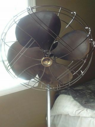 Vintage emerson oscillating electric fan 2