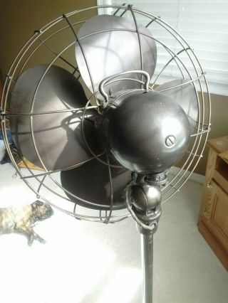 Vintage emerson oscillating electric fan 4