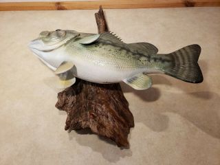 Largemouth Bass Trophy Wood Carving Taxidermy Fish Fishing Lure Casey Edwards 7
