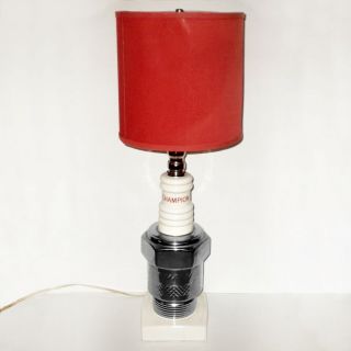 Champion Spark Plug Vintage Mid Century Advertising Collectable Table Lamp