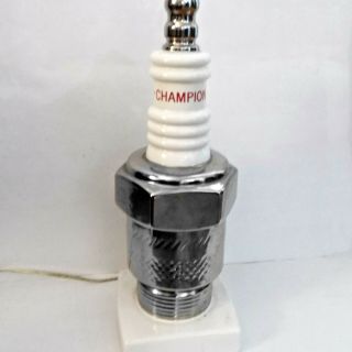 Champion Spark Plug Vintage Mid Century Advertising Collectable Table Lamp 2