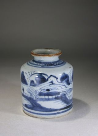 Antique Chinese Porcelain Blue & White Vase Ink Pot