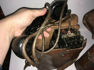 VINTAGE WWII SIGNAL CORPS MILITARY ARMY FIELD PHONES EE - 8 - A 8