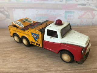 Vintage Red China Mf 190 Friction Tin Toy Tow Crane Truck Me Ms Mf - 190