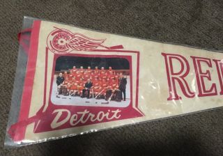 VINTAGE 1960 ' s Detroit Red Wings Team Hockey Pennant Full Size 1962 - 63 Team RARE 2