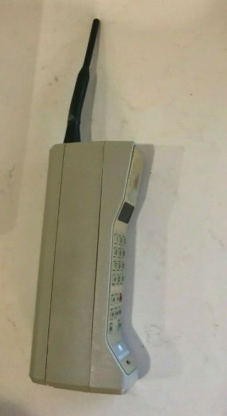 Vintage Old Brick Cell Phone Motorola MetroCell Complete Powers Up 6