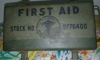 Vintage Wwii Us Army Vehicle First Aid Kit,  Stock No.  9776400 - Full
