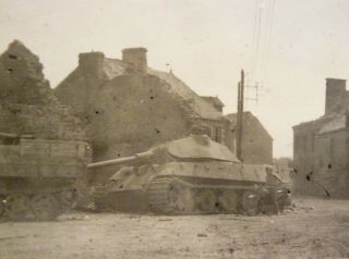 Captured German King Tiger Tank,  Ww2 Photo.