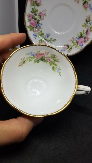 Vintage Royal Albert Bone China Rose tea cup and saucer set with gold trim 4