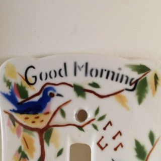 VINTAGE CERAMIC SINGLE LIGHT SWITCH COVER W/ BLUEBIRDS CIRCA 1950 ' s 2