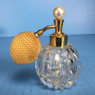 Vintage Antique 3.  35 " Glass Perfume Atomizer W/ Screw On Pearl Top