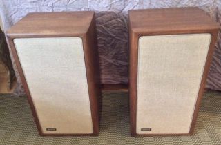 The Advent Vintage Loudspeakers Acoustic Suspension By Henry Kloss Set Of 2