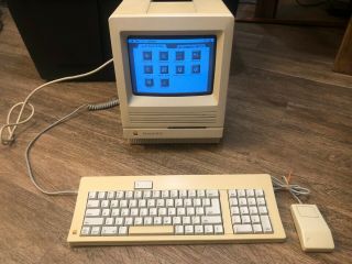 Vintage Macintosh Se/30 M5119 Computer Keyboard M0116 Mouse A9m0331