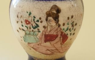 Japanese Satsuma vintage Victorian Meiji Period oriental antique mini vase C 2