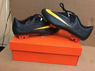 Nike Mercurial Vapor FG Size 9 Carbon Vintage soccer cleats.  (sample) 8