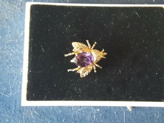 Vintage 14K yellow gold and Amethyst Bee Pin lapel pin brooch 2