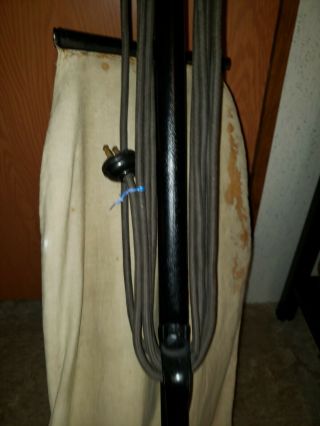 Vintage eureka vacuum cleaner 4