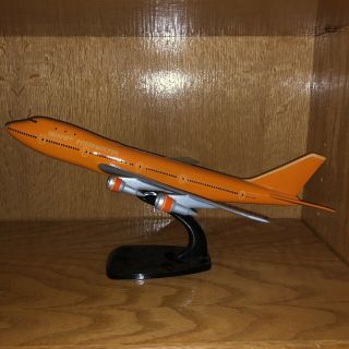 Stunning Vintage Braniff Ultra Livery Boeing 747 - 127 Airjet 1/200 Scale Model