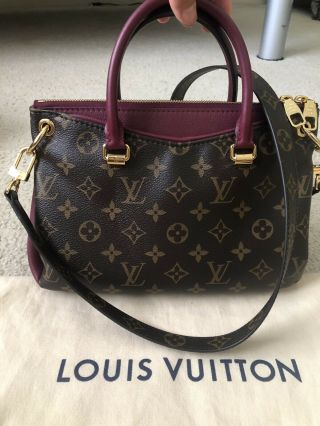 Rare Authentic Louis Vuitton Bag Pallas Bb Mng Raisin Pristine Strap Crossbody