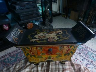 Antique Chinese Altar Cabinet W/ Hand Painted Foo Dog & Flowers Petit Altar Vg