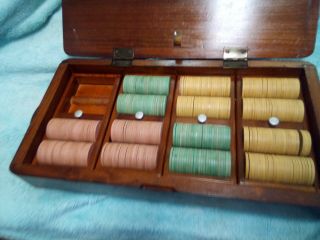 Antique Or Vintage Poker Chip Set
