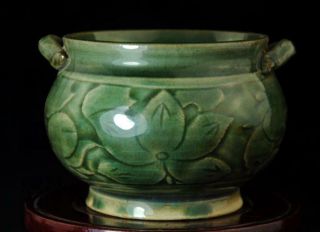 China Old Hand - Made Green Glaze Porcelain Hand Painted Lotus Incense Burner B02