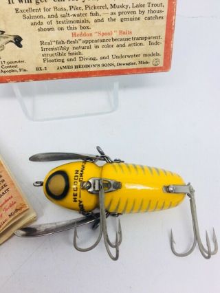 VINTAGE TOUGH HEDDON CRAZY CRAWLER FISHING LURE YELLOW SHORE MINNOW RED EYE 4