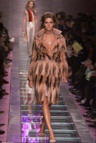 Vintage Gianni Versace Couture F/W 2000 Runway Fur Jacket Coat IT 40 2