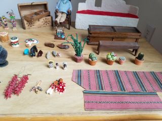 LOOK ONE OF A KIND Vtg Pueblo Native American handmade Hut,  House,  Mini Pottery 9