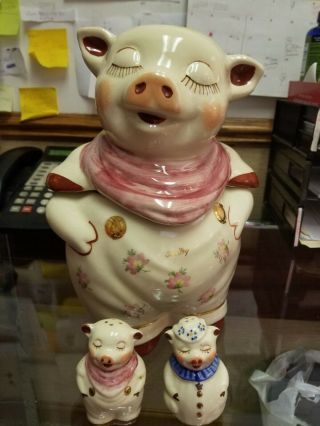 Vintage Smily The Pig With Roses Cookie Jar And Salt & Pepper Shakers.