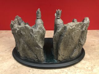 RARE Weta - The Argonath Environment Statue Lord of The Rings - Limited 285/500 5