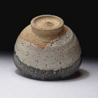 SG3: Vintage Japanese Pottery Tea Bowl,  Karatsu Ware,  Artistic glazes 6
