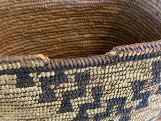 Very Large Important Antique 19th C.  Native American Indian Basket,  Estate Find 10