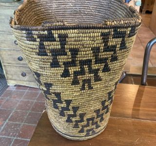 Very Large Important Antique 19th C.  Native American Indian Basket,  Estate Find 5