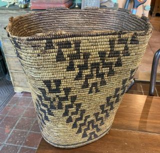 Very Large Important Antique 19th C.  Native American Indian Basket,  Estate Find 6
