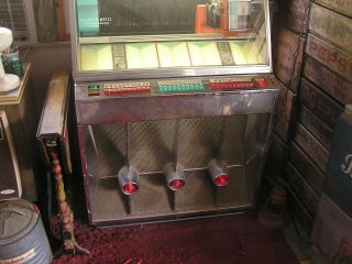 Seeburg Jukebox Select O Matic 200 Vintage with Light up Fins 5
