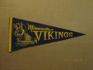Nfl Minnesota Vikings Vintage Circa 1969 World Champions Logo Football Pennant