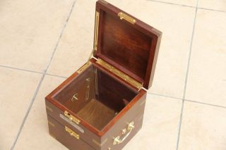 old early tipe of Marine ship chronometer Box hamilton model 21 4