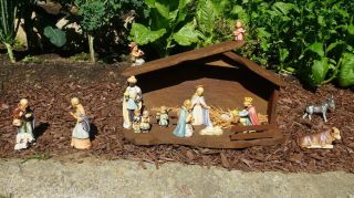 Goebel Hummel Nativity Set 214 Christmas Vintage 1951,  16 Piece Germany