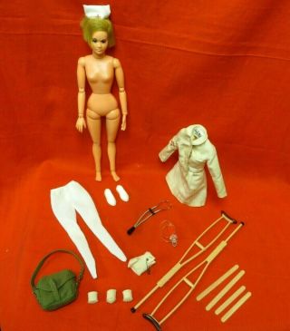 1964 Vintage Gi Joe Joezeta : 1967 Gi Action Girl Gi Joe Nurse